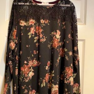 Maurices plus size XXL tunic top with lace neck